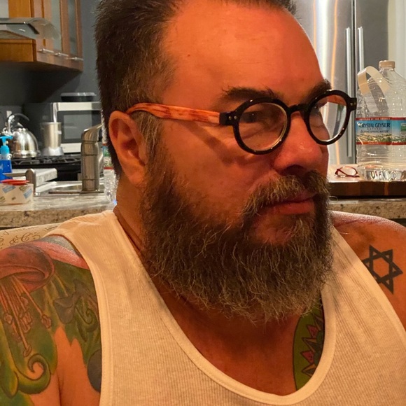 Meet your Posher, Victor - Picture 6 of 12